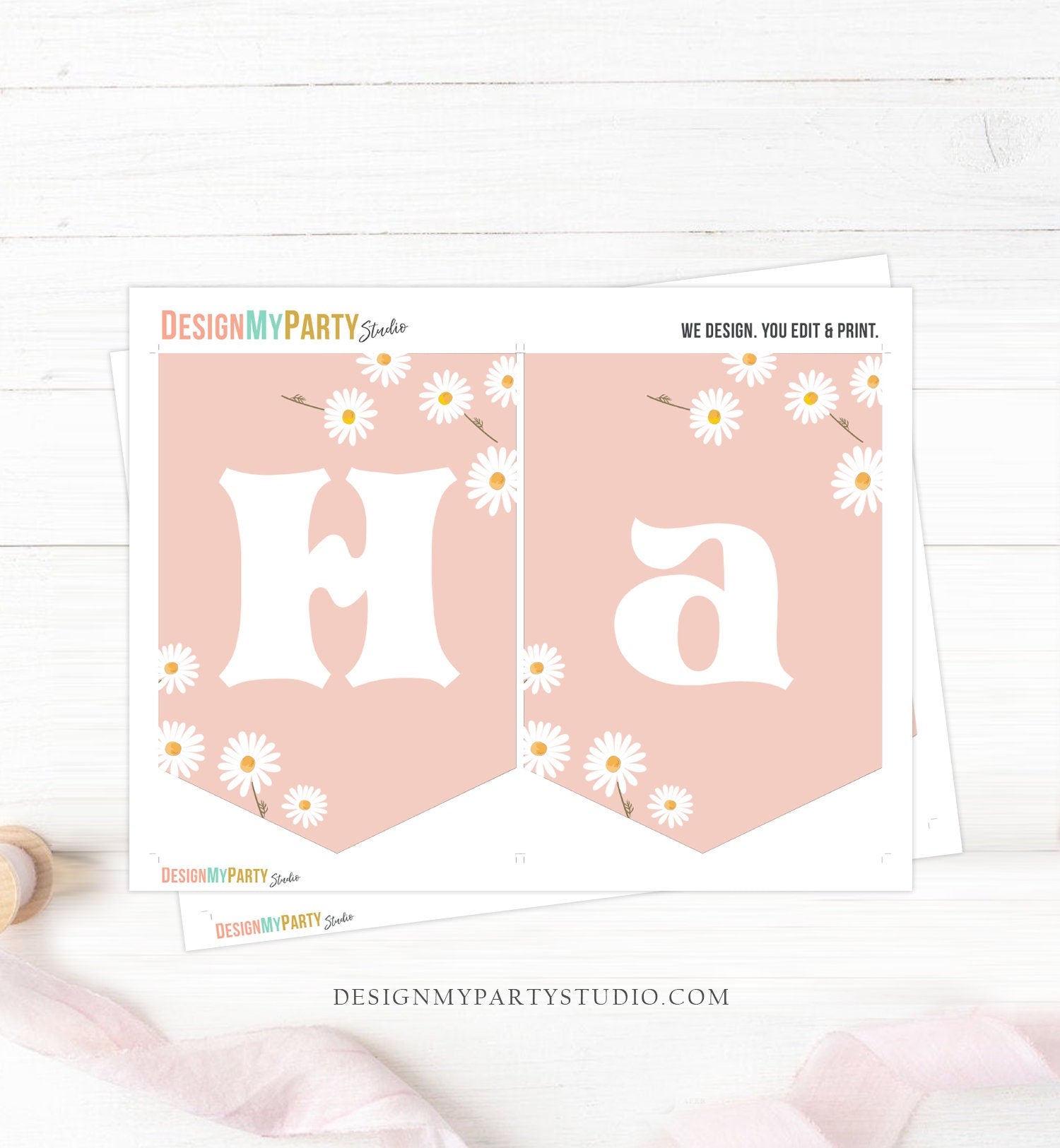 Happy Birthday Banner Daisy Birthday Banner Girl Daisy First Birthday Party Decor Boho Floral Instant download PRINTABLE DIGITAL DIY 0410